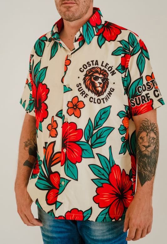 Camisa surfwear Costa León de manga corta, estilo playero moderno para hombres, moda surf inspirada en el océano Camisa Costa León estilo surf unisex, ligera y fresca, ideal para looks veraniegos y vida junto al mar Camisa de lino Costa León Surf Clothing, moda de playa sostenible con aire surfero y relajado. Camisa Costa León estilo casual surf, ropa surfwear para hombre inspirada en la costa y la libertad del mar Camisa Costa León con diseño minimalista, outfit surfwear veraniego perfecto para la playa